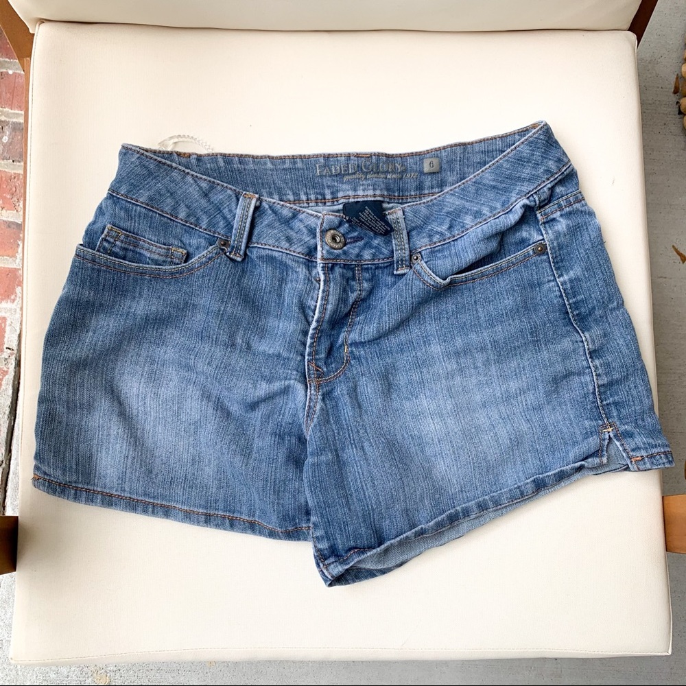 Faded Glory size 6, mid rise. 2 pairs